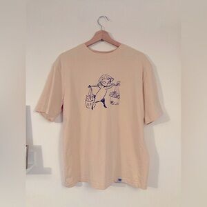 Tired City Beige Graphic Cat T-Shirt Size Medium Neutral Top